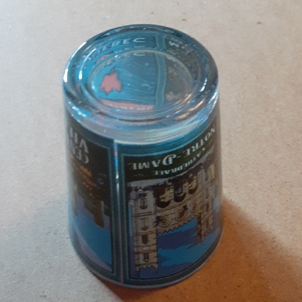 Montreal Quebec Souvenir Shot Glass - Picture 4 of 6